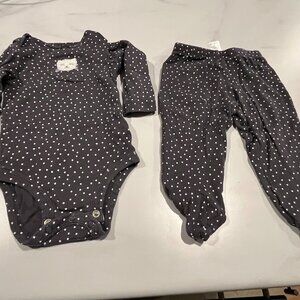 Carter's Two Piece Bodysuit & Footed Pants Baby Girls 6M Black White Polka Dot